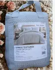 3 Pieces Comforter Set - Queen & King Sizes - 5