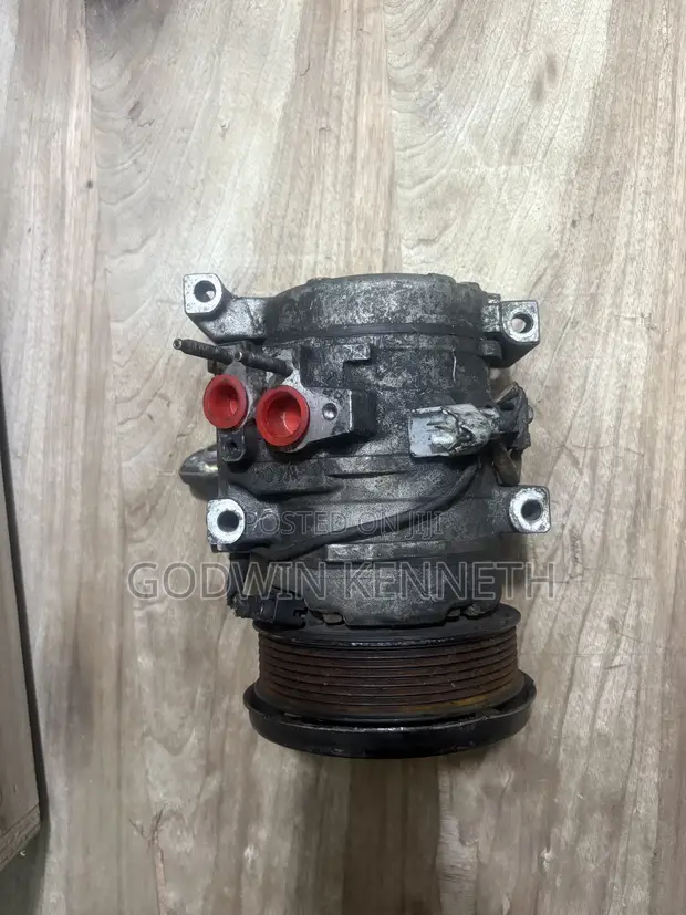 Toyota RAV4 2005 AC Compressor - 1