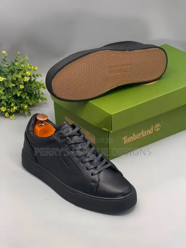 Zara Men's Luxury Black Leather Casual Sneakers - Clearance Sale - 1