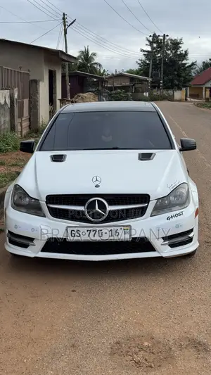 Mercedes-Benz C250 2014 White