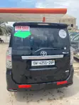 Toyota Voxy 2013 Black - 4