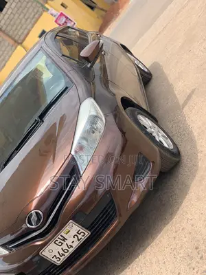Toyota Vitz 2014 Brown