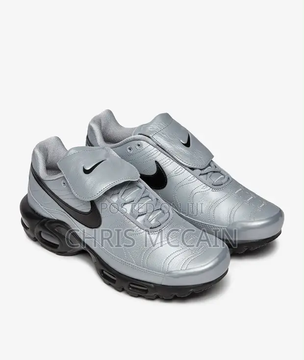 Original Nike Sneakers - 1