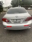 2010 Toyota Corolla LE Sedan - 5