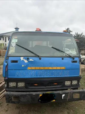 Hyundai Tow Truck