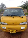 Hyundai H-100 2002 Yellow - 1