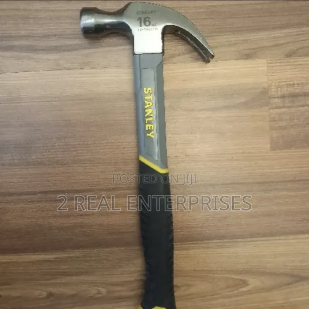 Stanley 16oz Fibreglass Shaft Claw Hammer - 1