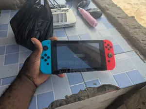 Nintendo Switch (Used)