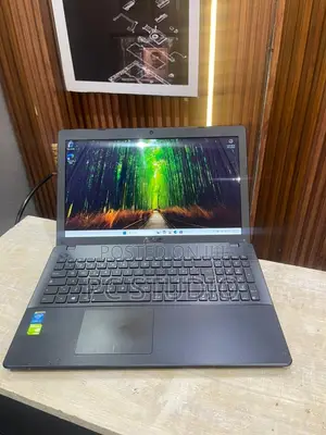 Asus X550LD Laptop: Intel Core i3, 4GB RAM, 500GB HDD