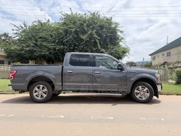 2018 Ford F-150 XLT 4x2 SuperCrew - 1