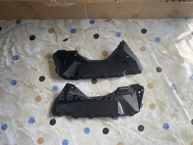 Honda CR-V 2023-2026 Headlight Seat Pair - 1