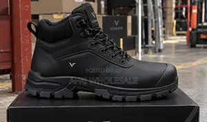 Steel Toe Safety Boots - Work Shoes for Construction & Industrial Use
