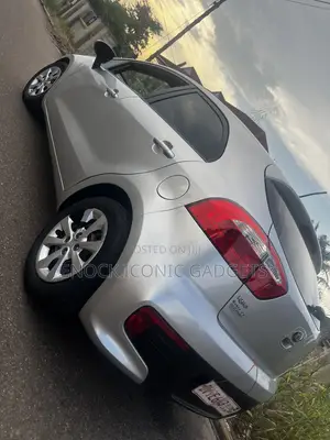 2016 Kia Rio EX 4dr Hatchback (1.6L 4A) Silver