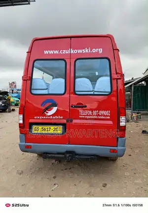 Mercedes-Benz Sprinter 2009 Orange