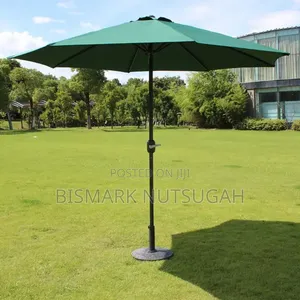 2.7m Outdoor Market Patio Umbrella - Hunter Green