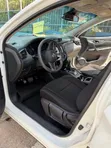 Nissan Rogue 2021 White - 3