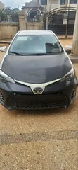 Toyota Corolla LE 2018 White - 1