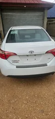 Toyota Corolla LE 2018 White - 2