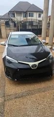 Toyota Corolla LE 2018 White - 3