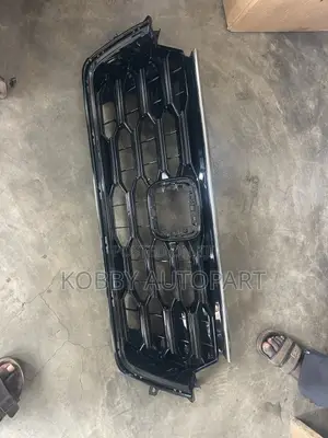 Honda CR-V Top Shell Grill (2023-2026)