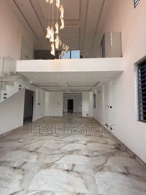 5-Bedroom House with Pool in Adenta, Accra
