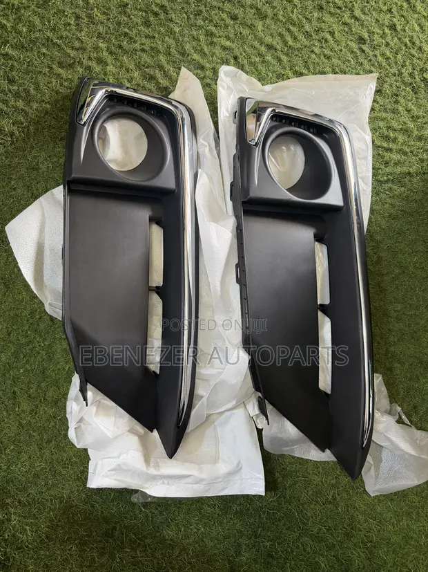 Honda Civic Fog Lights Lamp Cover 2019-2020 - 1