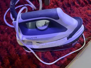 Rowenta Easy Steam Iron