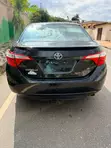 Toyota Corolla 2016 Black - 1