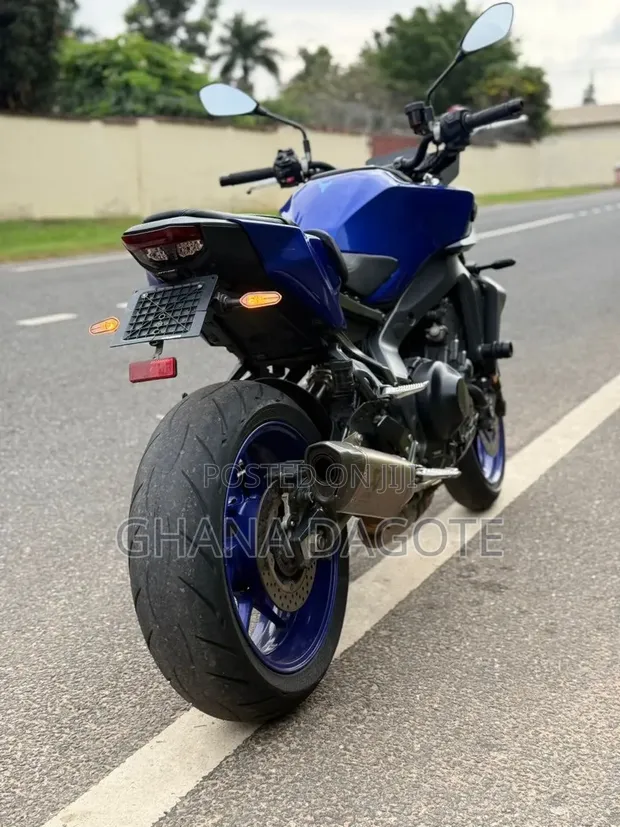Yamaha MT-09 2025 Blue - 1