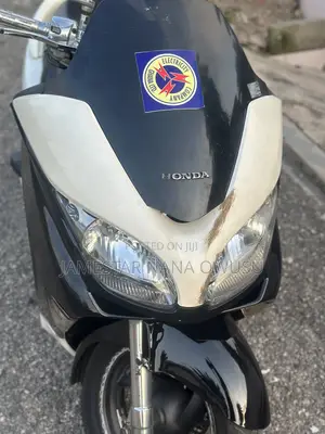 Honda Forza 2013 White