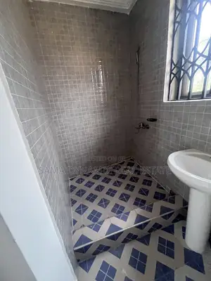 2 Bedroom Apartment for Rent in Tseaddo