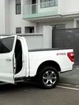 2022 Ford F-150 Lariat White - 4