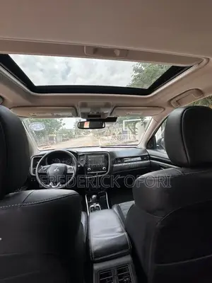 2020 Mitsubishi Outlander SEL FWD Silver