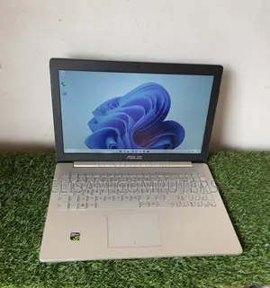 Asus Laptop: Intel Core i7, 8GB RAM, 256GB SSD, Nvidia GTX 960M