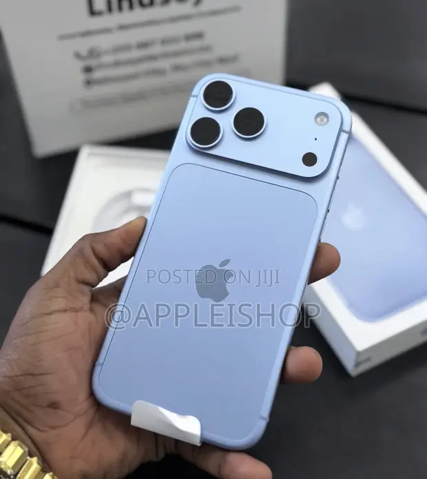 Apple iPhone 18 Pro Max 512GB Blue - 1