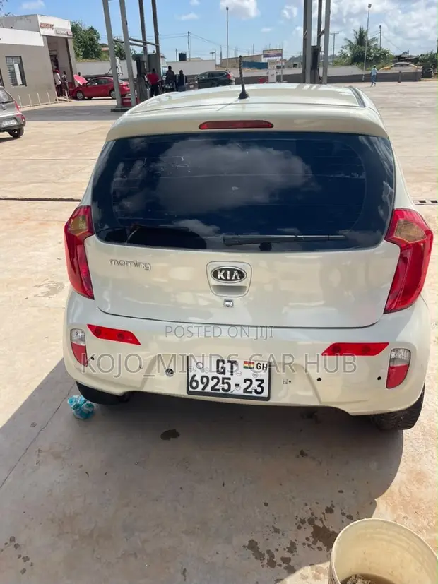Kia Morning 2014 White - 1