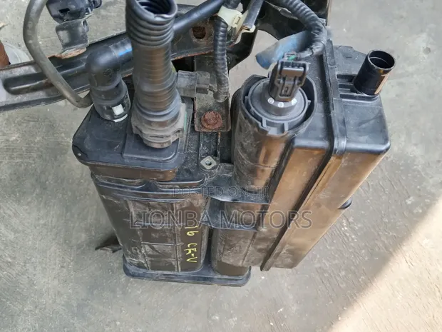 Honda CR-V 2015 Fuel Tank - 1