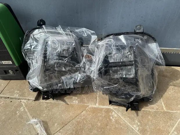 Hyundai Tucson 2023 Headlights Pair - 1