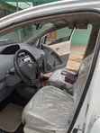 Toyota Vitz 2010 - 2