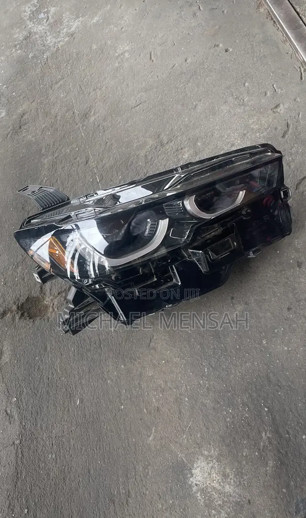 Mazda CX-50 Right Headlight - 1