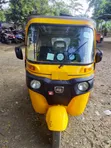 Bajaj Avenger 200 2020 Yellow - 2