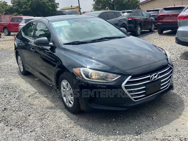 Hyundai Elantra SE 2018 Black - 1