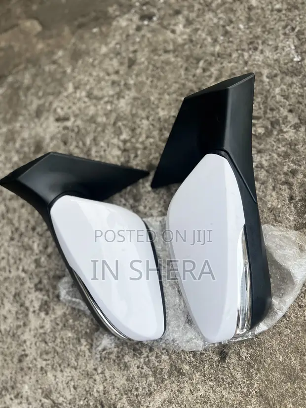 Hyundai Elantra Mirror Pear 2012-2016 Brand New - 1