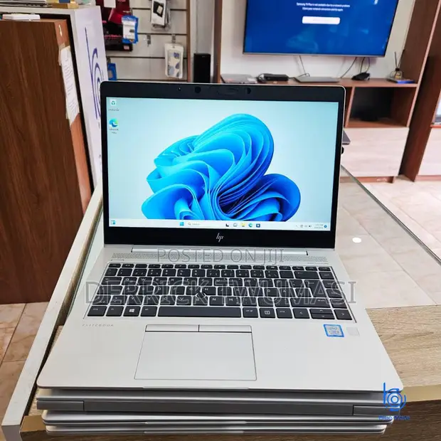 HP EliteBook 830 G8 Laptop - 1