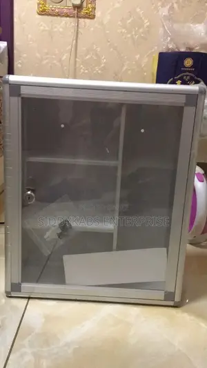 Glosen Wall Mounted First Aid Box