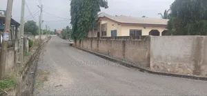 4 Bedroom Semi-Detached House in Helping Hand
