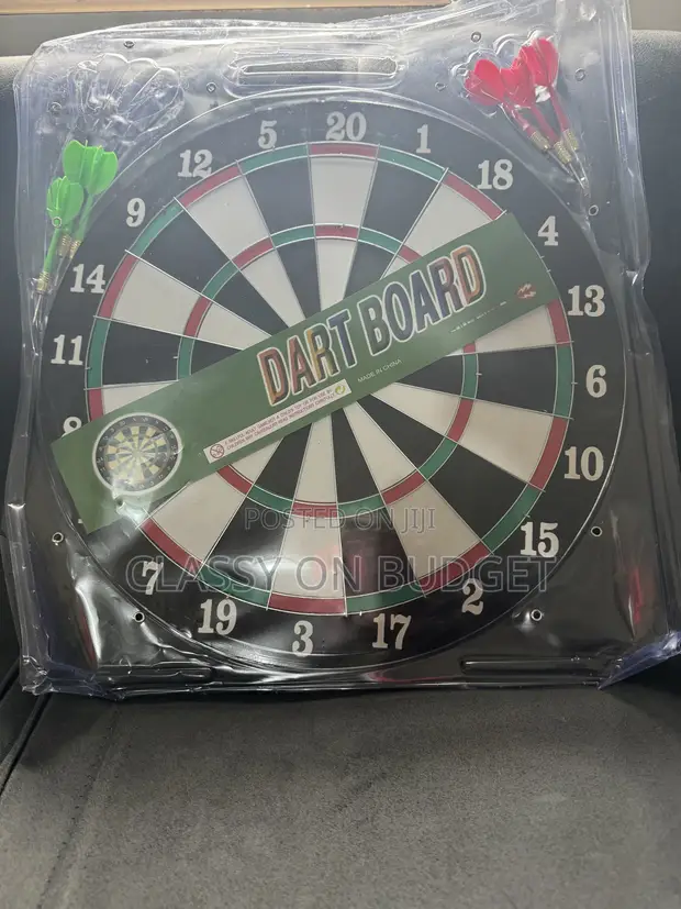 Dartboard Game with 6 Arrows - 1