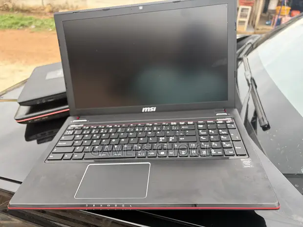 MSI Laptop: Intel Core i7, 16GB RAM, 1TB HDD + 128GB SSD, GTX 950M - 1