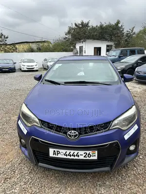 2016 Toyota Corolla LE Sedan