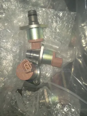 Nissan NP300 Fuel Pressure Regulator Valve - Original